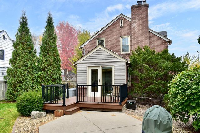 555 S Baker Street, Winona, MN 55987