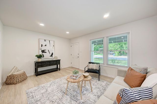 1500 Fairfield DR, Austin, TX 78757
