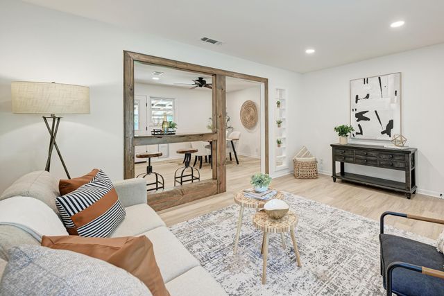1500 Fairfield DR, Austin, TX 78757