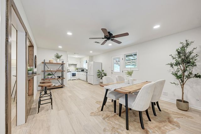 1500 Fairfield DR, Austin, TX 78757