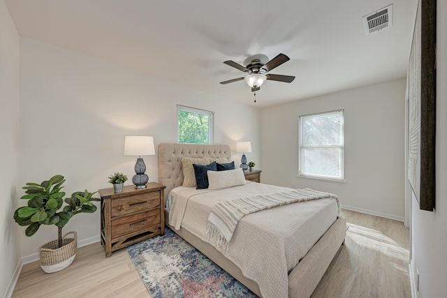 1500 Fairfield DR, Austin, TX 78757