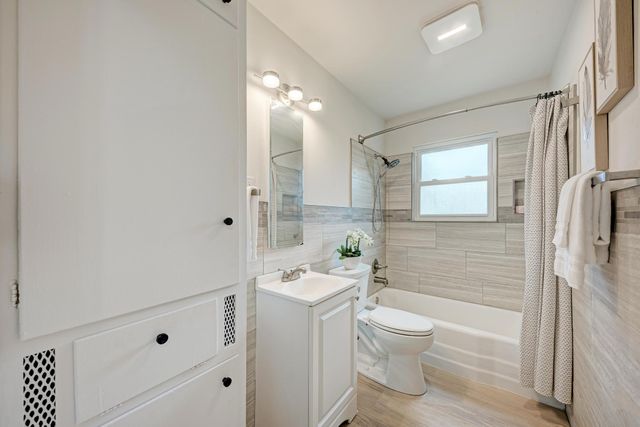 1500 Fairfield DR, Austin, TX 78757