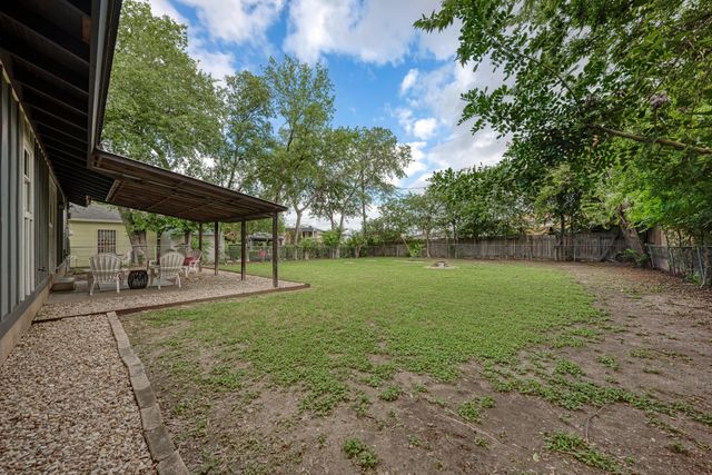 1500 Fairfield DR, Austin, TX 78757