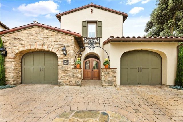 26 VIEW TERRACE, Irvine, CA 92603