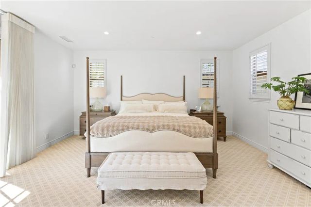 26 VIEW TERRACE, Irvine, CA 92603