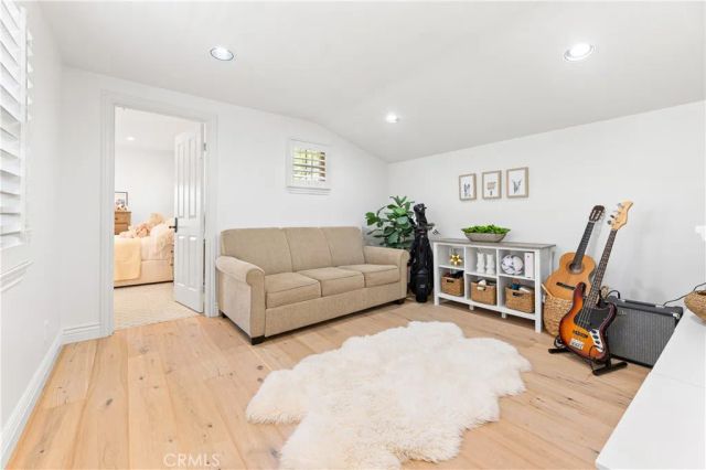 26 VIEW TERRACE, Irvine, CA 92603