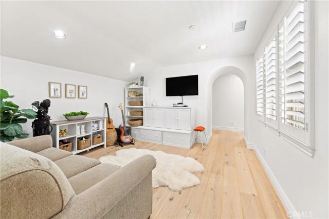 26 VIEW TERRACE, Irvine, CA 92603