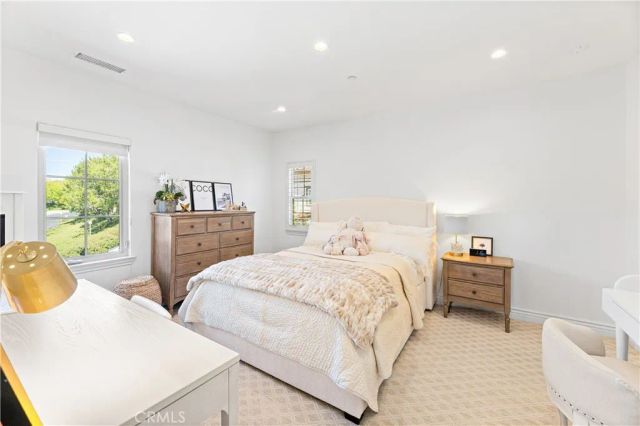 26 VIEW TERRACE, Irvine, CA 92603