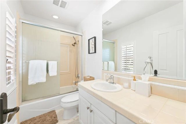 26 VIEW TERRACE, Irvine, CA 92603