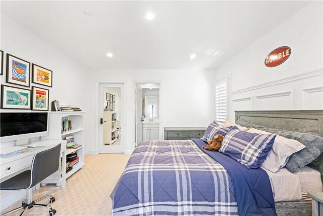 26 VIEW TERRACE, Irvine, CA 92603