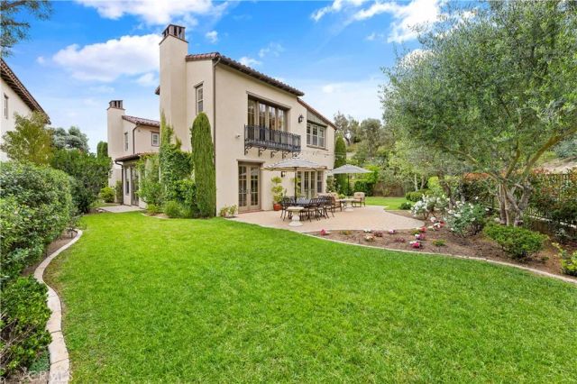 26 VIEW TERRACE, Irvine, CA 92603