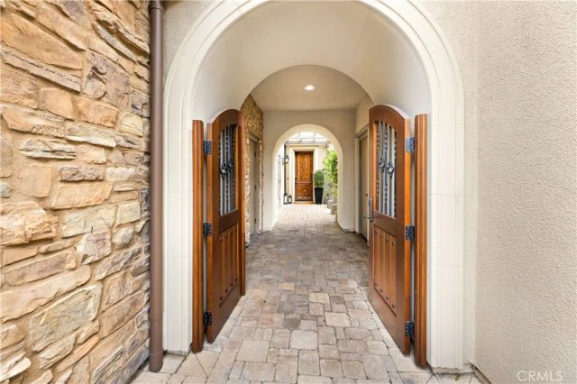 26 VIEW TERRACE, Irvine, CA 92603