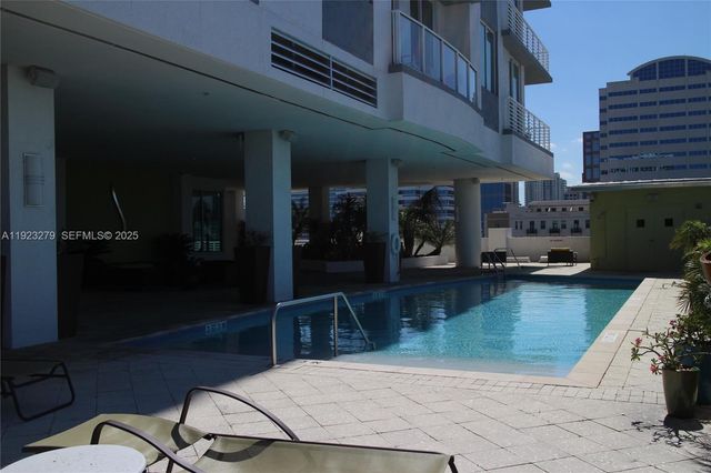 315 NE 3rd Ave 2005, Fort Lauderdale, FL 33301