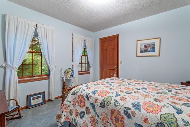 303 Hazel Street W, Stillwater, MN 55082