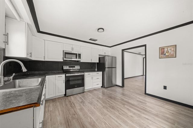 1628 WIGHTMAN AVENUE, Sebring, FL 33870