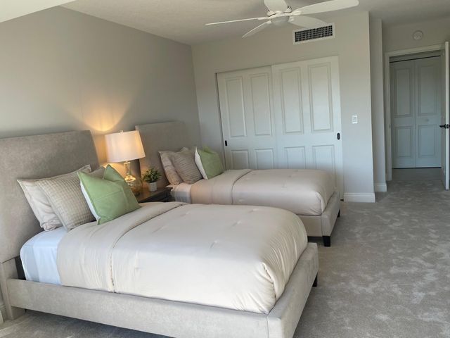 1660 Twelve Oaks Way Apt 106, North Palm Beach, FL 33408