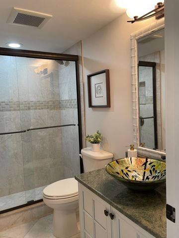 1660 Twelve Oaks Way Apt 106, North Palm Beach, FL 33408