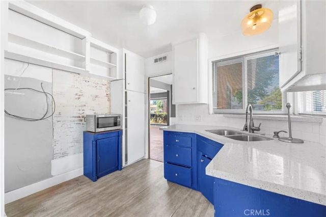 951 W Princeton, Ontario, CA 91762