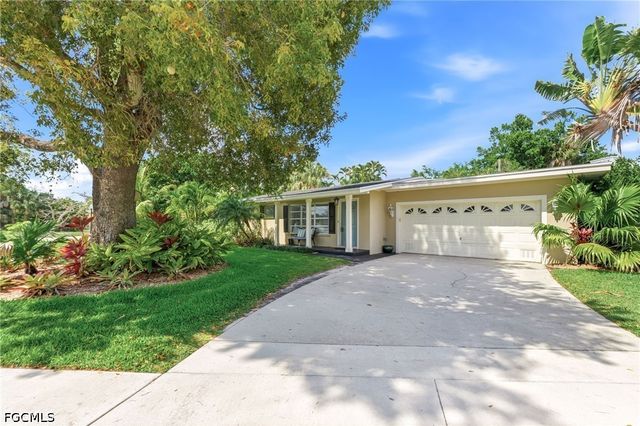 1511 Alcazar AVE, Fort Myers, FL 33901