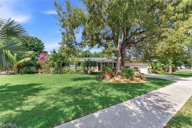 1511 Alcazar AVE, Fort Myers, FL 33901