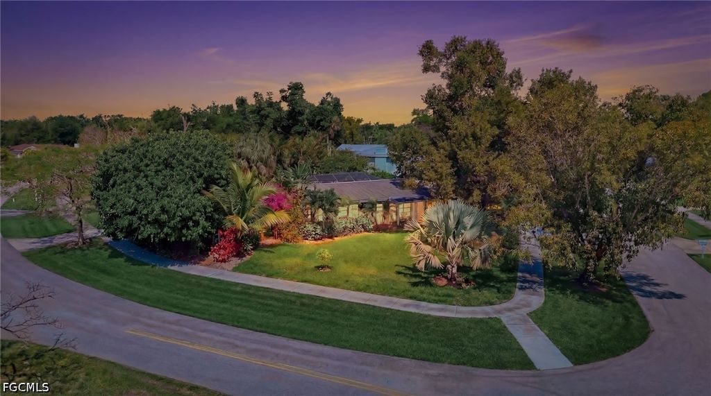 1511 Alcazar AVE, Fort Myers, FL 33901