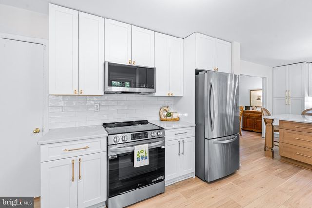 11 SAINT IVES DR, Severna Park, MD 21146