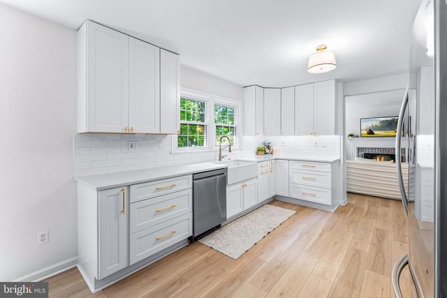 11 SAINT IVES DR, Severna Park, MD 21146