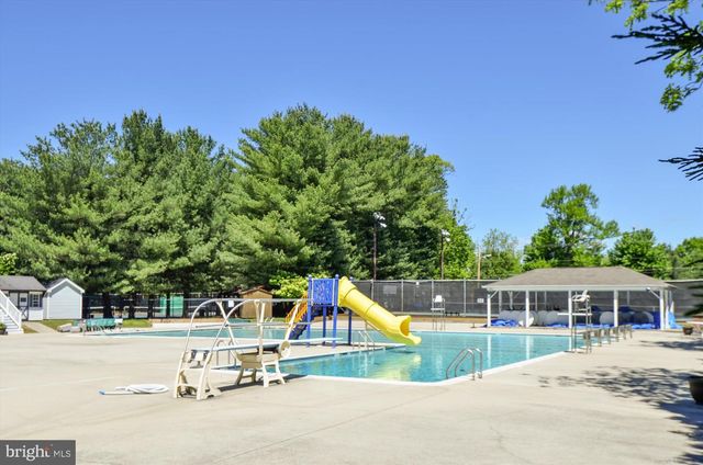 11 SAINT IVES DR, Severna Park, MD 21146