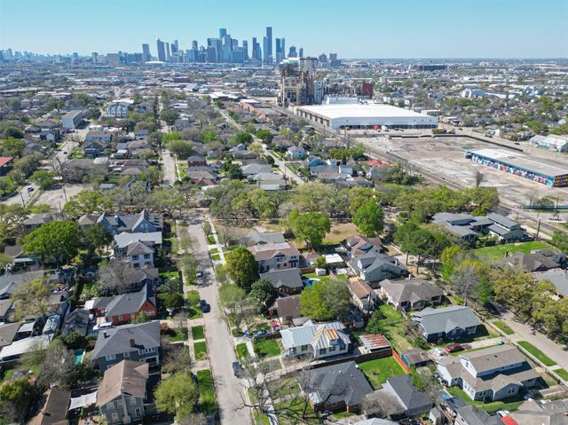 4415 Walker Street, Houston, TX 77023