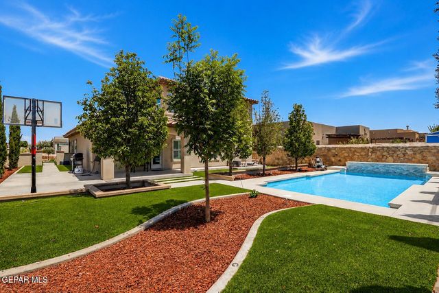 12310 Houghton Springs Drive, Horizon City, TX 79928
