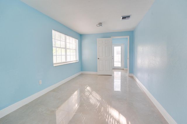 813 N Truman Street, Lake Worth Beach, FL 33460