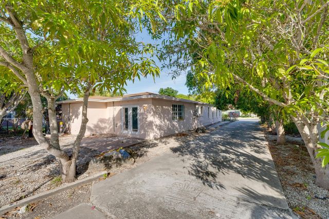 813 N Truman Street, Lake Worth Beach, FL 33460