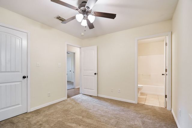 315 1/2 N Carr Avenue, Sherman, TX 75090