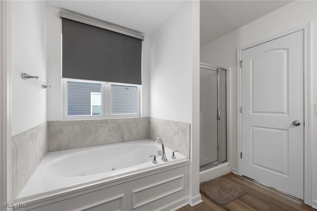 8981 Leatherleaf Drive, Columbia Station, OH 44028