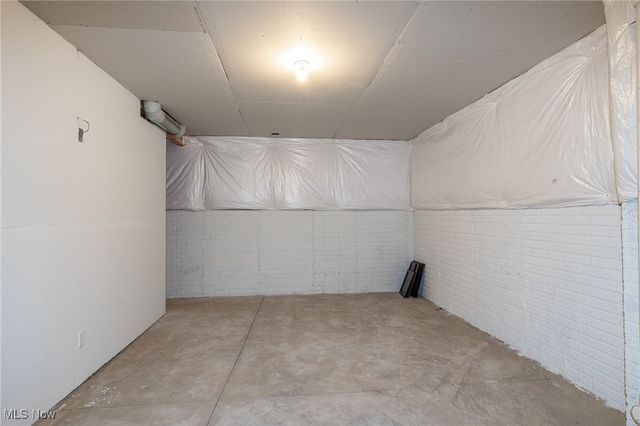 8981 Leatherleaf Drive, Columbia Station, OH 44028