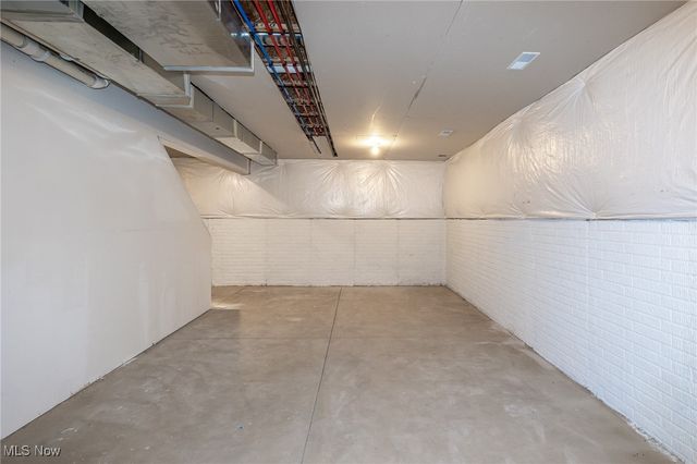 8981 Leatherleaf Drive, Columbia Station, OH 44028