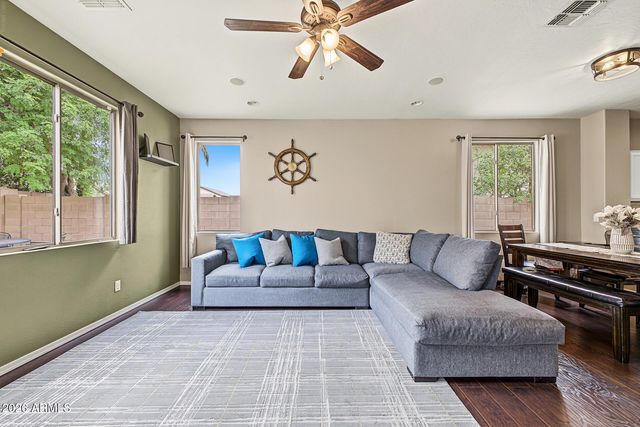 3382 E PACKARD Drive, Gilbert, AZ 85298