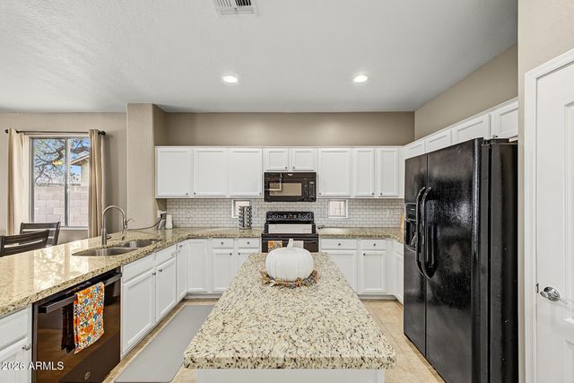 3382 E PACKARD Drive, Gilbert, AZ 85298