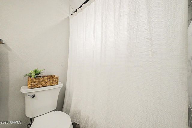 10118 W MEDLOCK Avenue, Glendale, AZ 85307