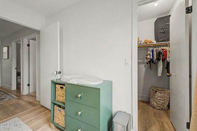 10118 W MEDLOCK Avenue, Glendale, AZ 85307