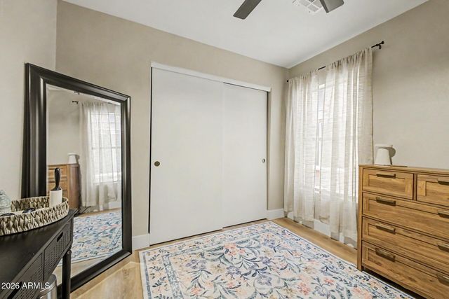 10118 W MEDLOCK Avenue, Glendale, AZ 85307