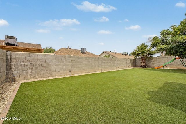 10118 W MEDLOCK Avenue, Glendale, AZ 85307