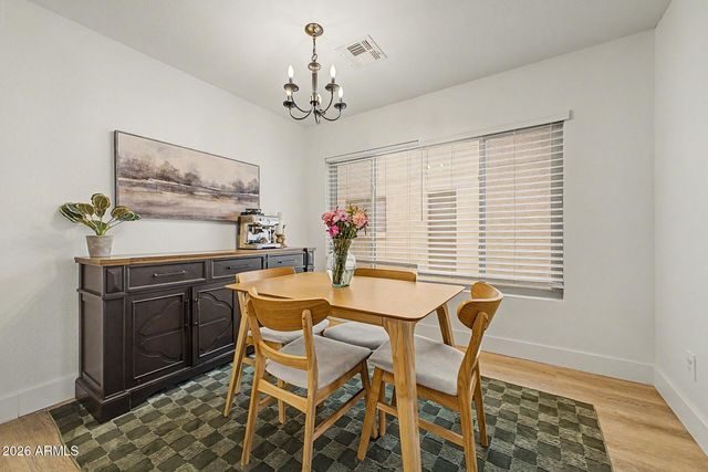 10118 W MEDLOCK Avenue, Glendale, AZ 85307