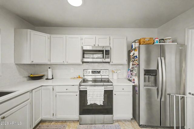 10118 W MEDLOCK Avenue, Glendale, AZ 85307