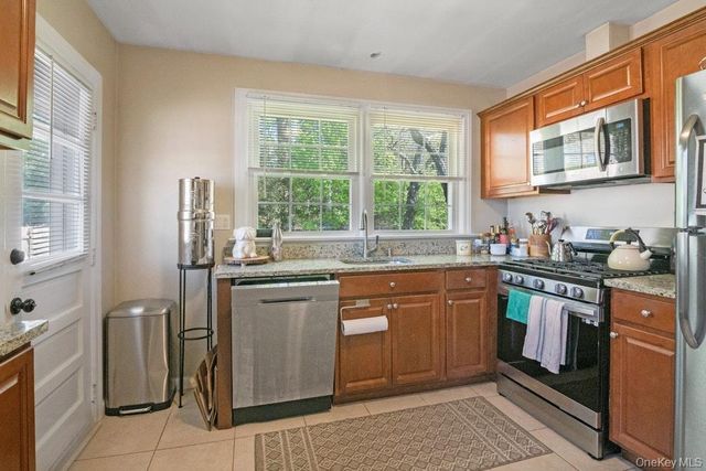 3 Elm Street, Chappaqua, NY 10514