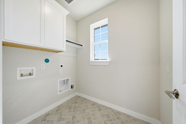 18806 Sweetwater Springs Dr, Cypress, TX 77433