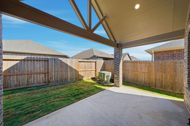 18806 Sweetwater Springs Dr, Cypress, TX 77433