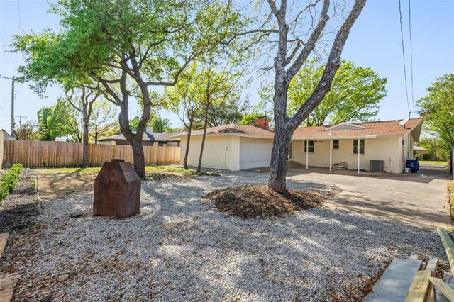 8570 Sweetwood Drive, Dallas, TX 75228