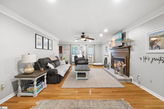 307 Pelham Falls Drive, Greer, SC 29651