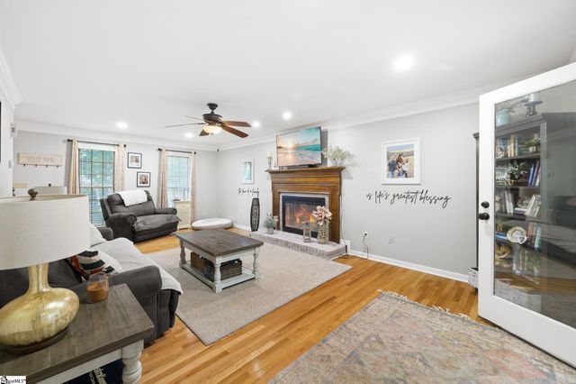 307 Pelham Falls Drive, Greer, SC 29651